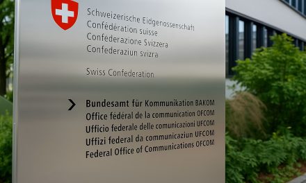 Forschungsprojekt «Ländervergleich Onlineauftrag des medialen Service public»