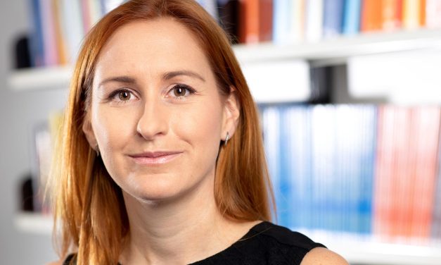 Gastvortrag von Prof. Katharina Lobinger: “In images we trust!?“